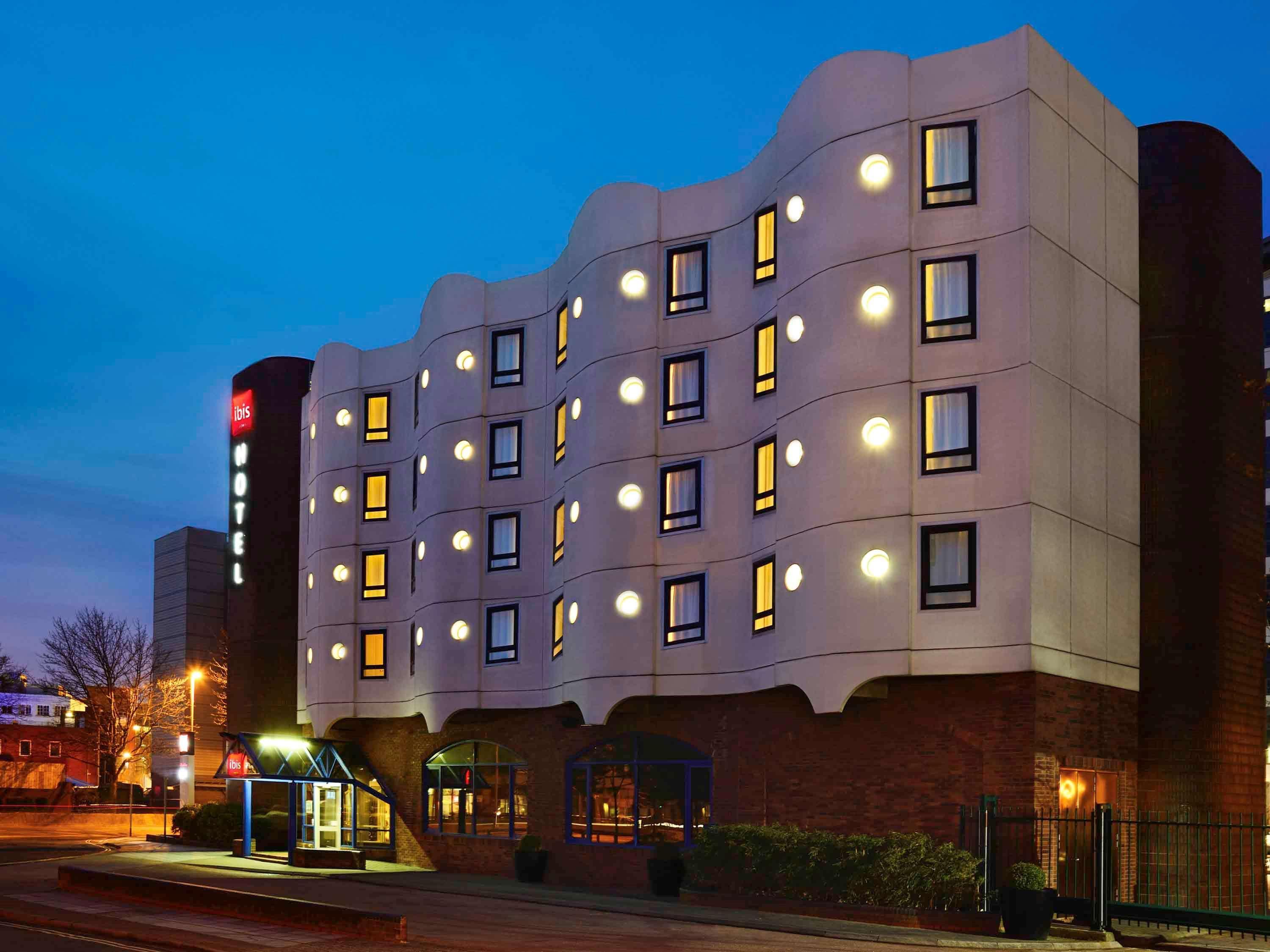 Hotel Ibis Portsmouth Esterno foto